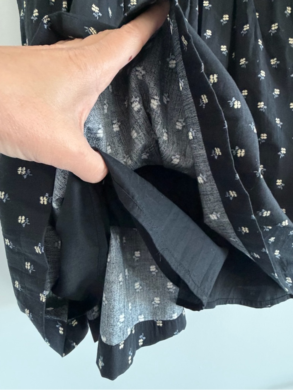 NWT Madewell Black V-Neck
Puff Sleeve Mini Dress with mini floral size M - Picture 7 of 16
